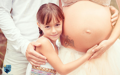 Fotos de embarazo en familia en Figueres (Girona)