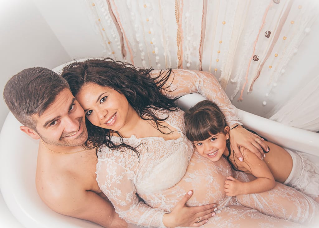 fotografia embarazo figueres girona milk bath bañera 2